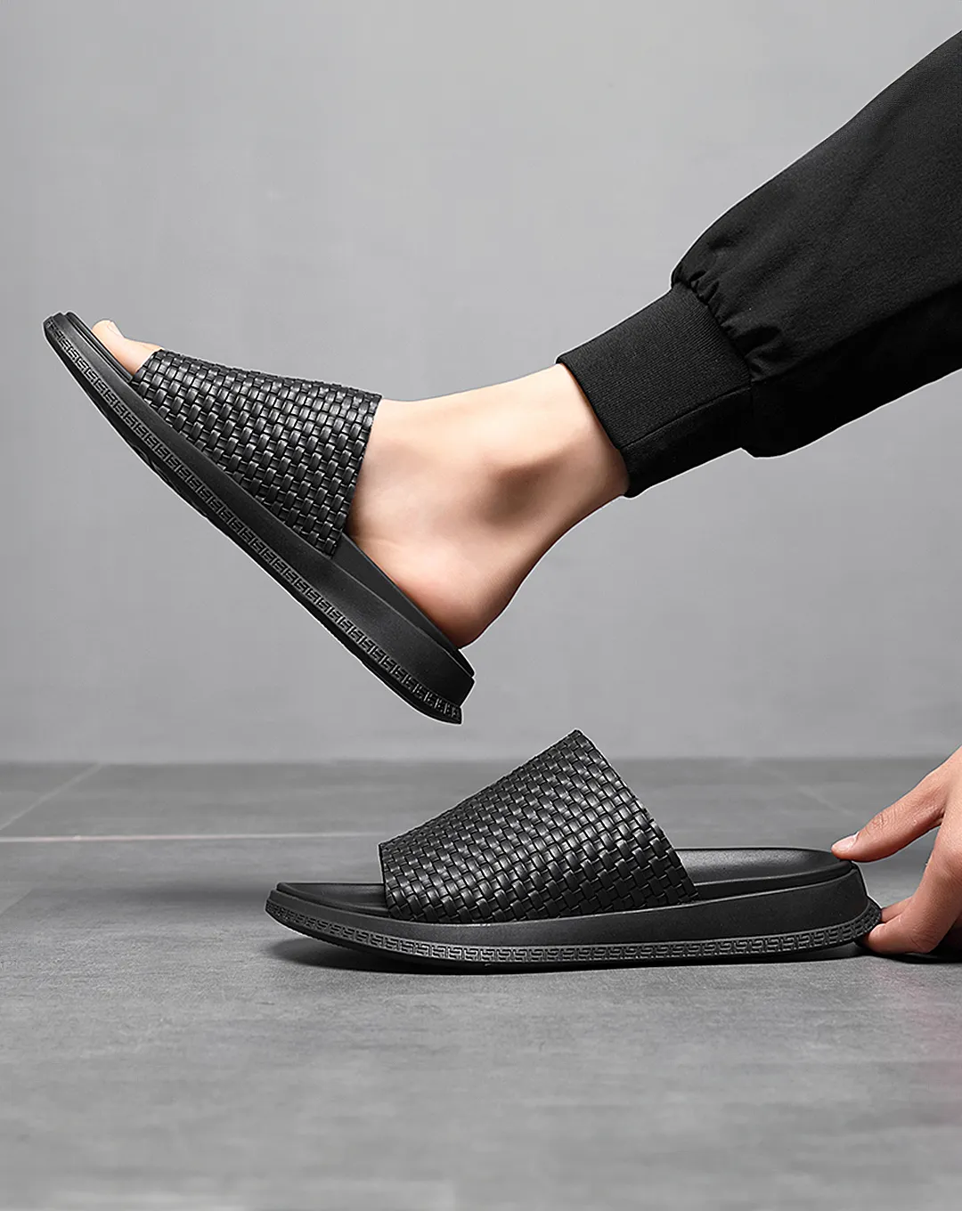 ♂Leather Chic Sandals
