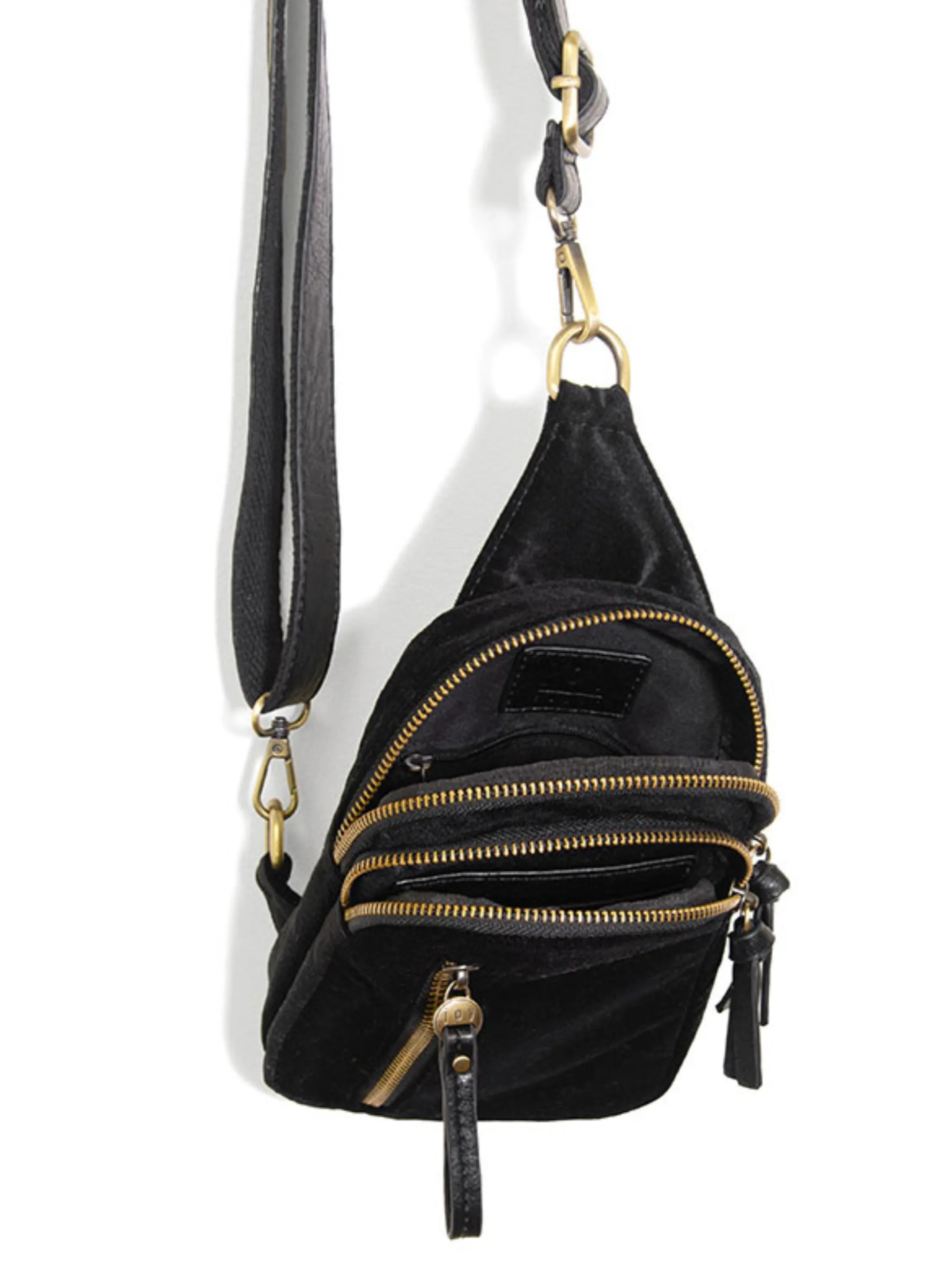 Skyler Velvet Sling Bag [Black-L8198]