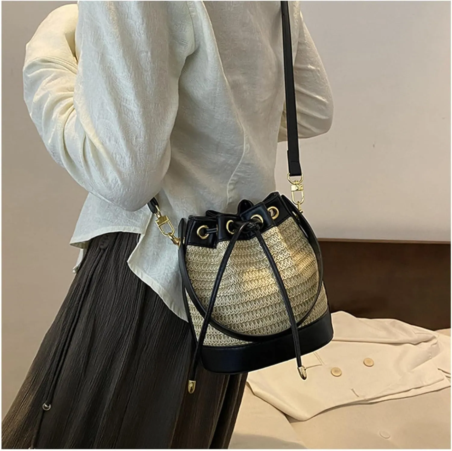 Small Straw Bag Bucket Crossbody Bag for Women Canvas Leather Shoulder Bohemian Tote Messenger Bag Purse Satchels