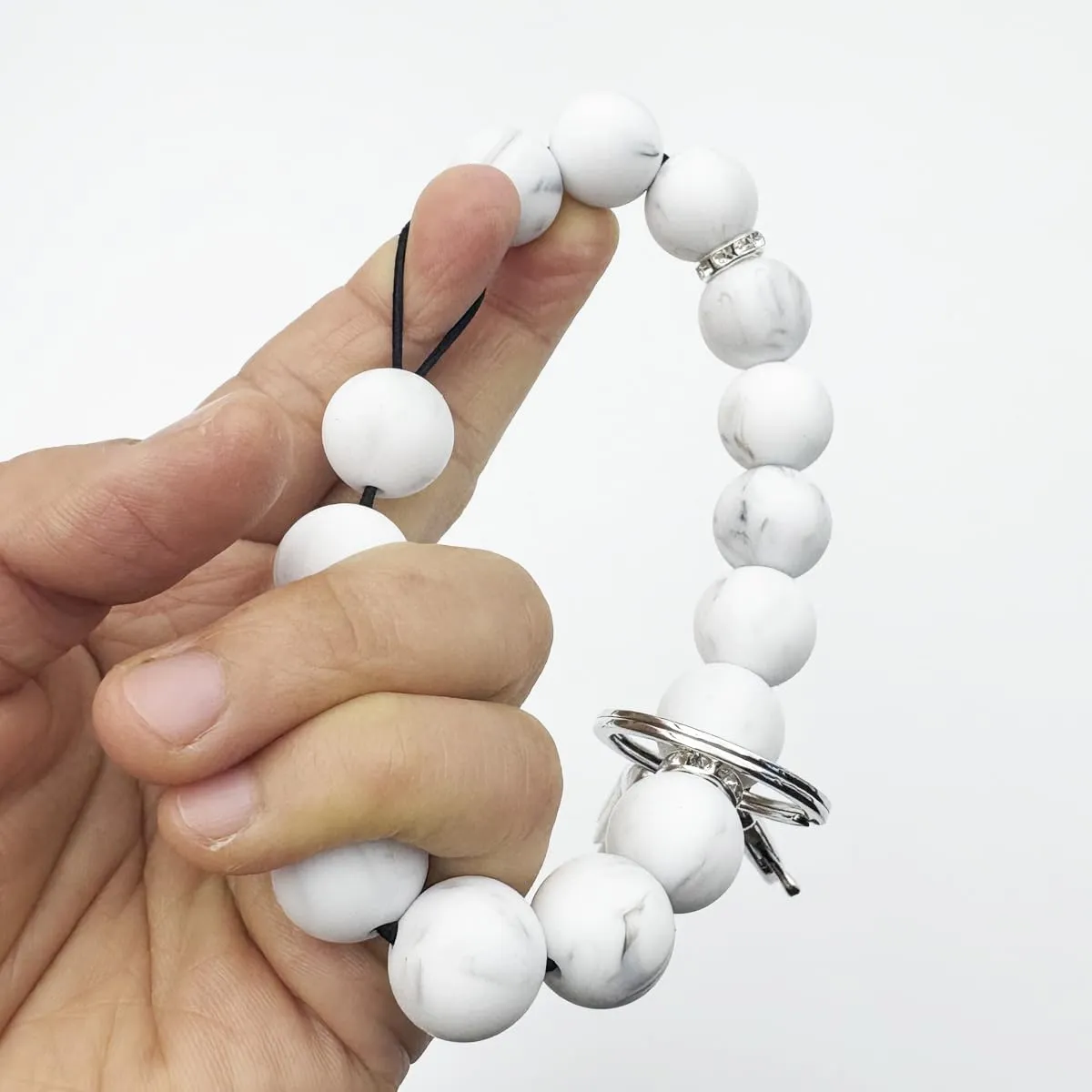 Unpafcxddyig Silicone Bead Keychain Bracelet Women Wristlet Key Ring Bangle Chains with Tassel