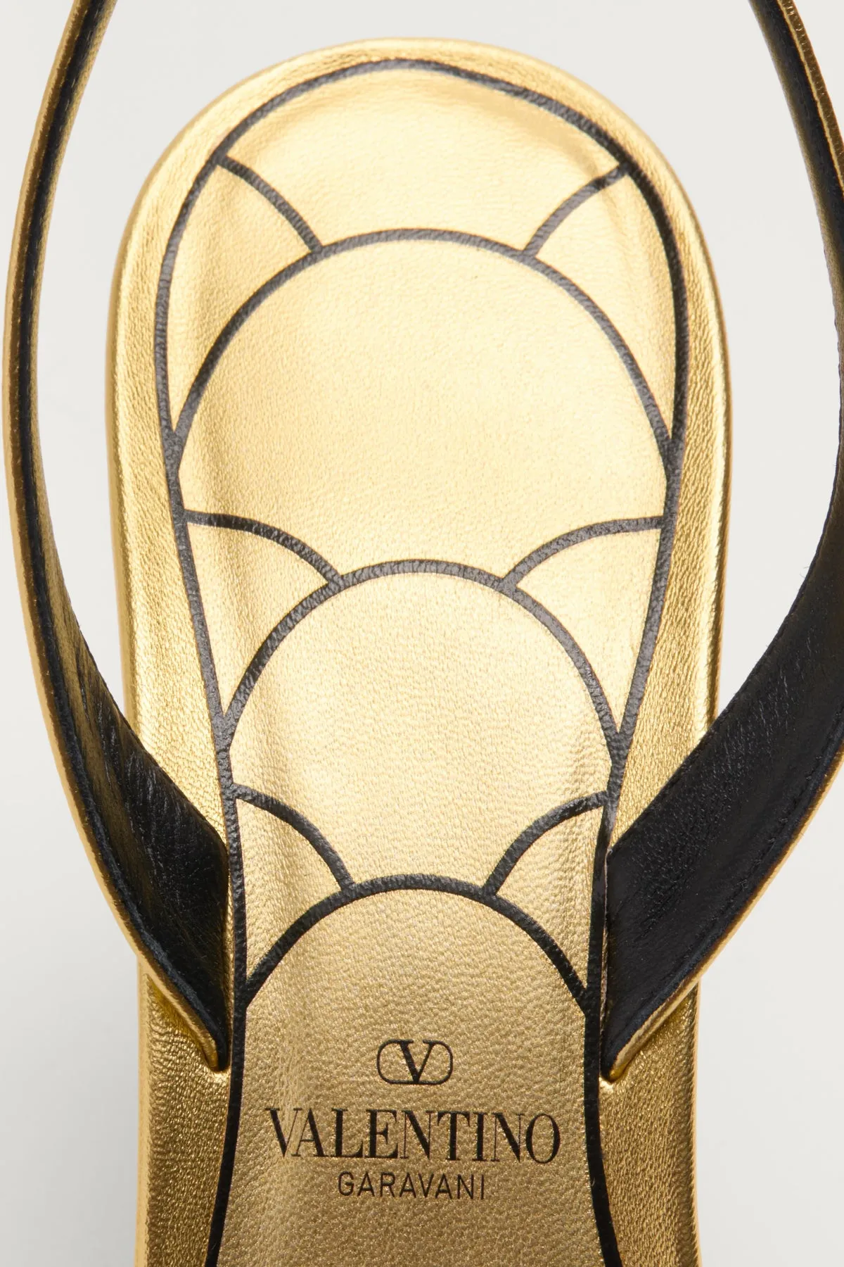 VALENTINO GARAVANI | LADYCRUSH SANDALS