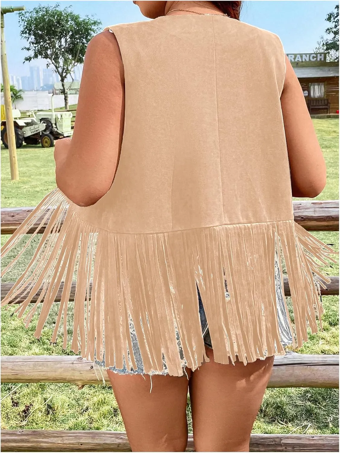 Verdusa Women's Plus Size Fringe Floral Embroidery Sleeveless Vest Cardigan Tassel Jacket