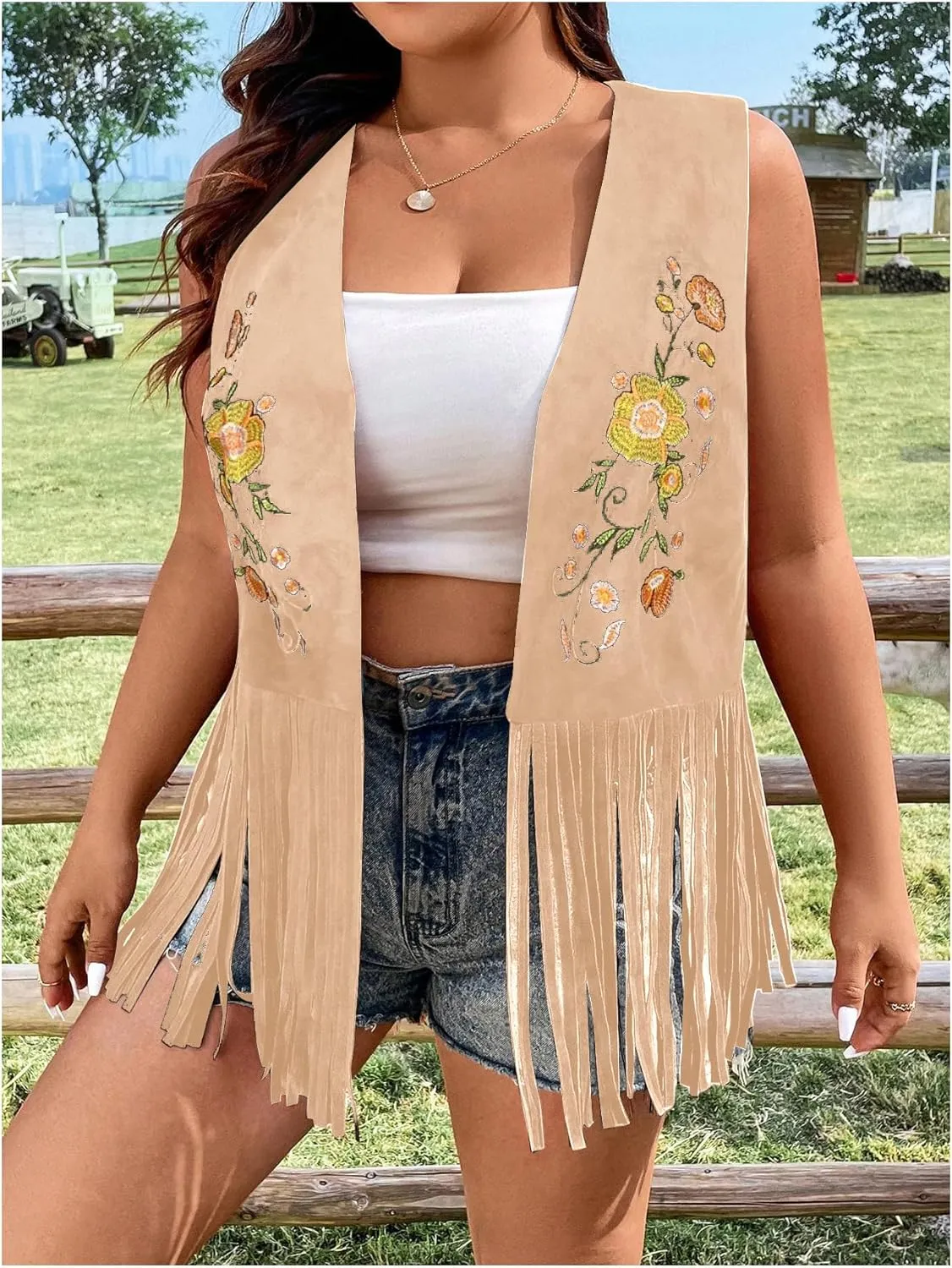 Verdusa Women's Plus Size Fringe Floral Embroidery Sleeveless Vest Cardigan Tassel Jacket