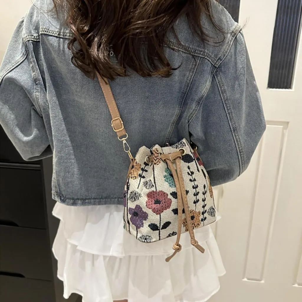 Women Bag Ethnic Styles Shoulder Bag Fashion Messengers Bag Simple Bucket Bag Drawstring Crossbody Bag for Daily Travel