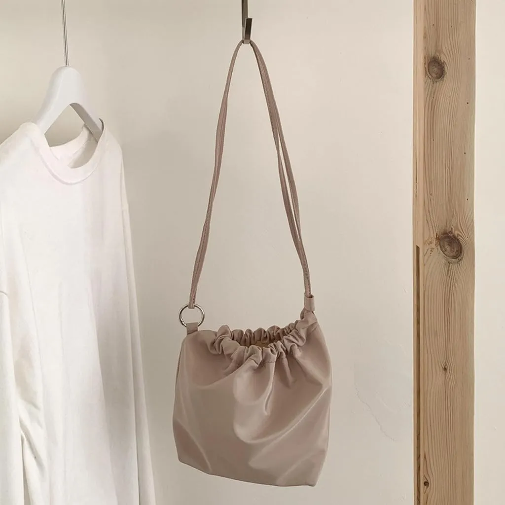 Women Shoulder Bag Pleated Bucket Bag Solid Color Crossbody Bag Korean Styles Messengers Bag Shopping Bag for Daily